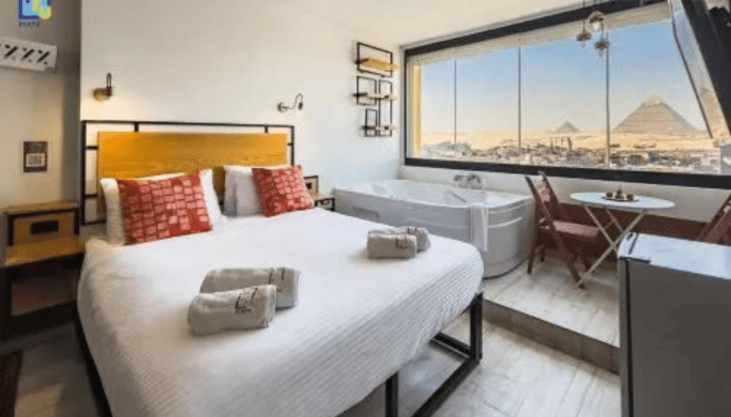 Jacuzzi Studio by the Historic Pyramids Apt3 1