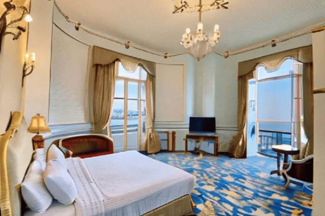 Windsor Palace Luxury Heritage Hotel