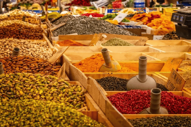 Luxor Local Markets Half-Day Private Interactive Tour.