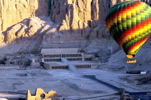 Luxor Sunrise Hot Air Balloon Ride over Luxor Relics.