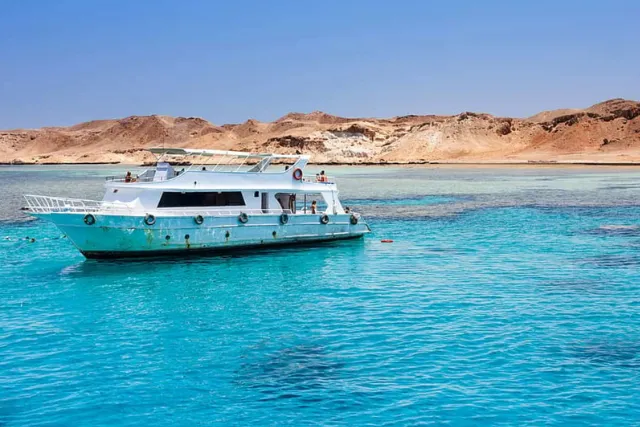 Tiran Island Snorkeling Boat Adventure With Transfer – Sharm El Sheikh.