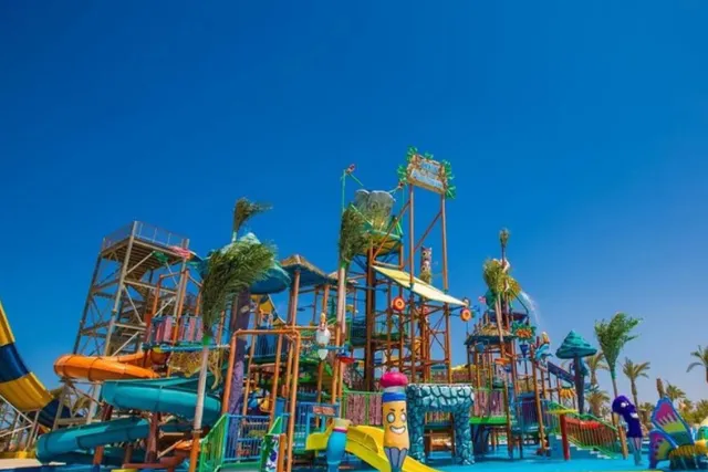 Makadi Water World Aqua Park with Lunch & Transfers -Hurghada
