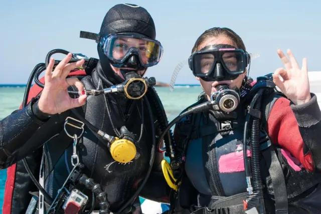 Professional Scuba Diving Full Day Trip With Transfer – Hurghada