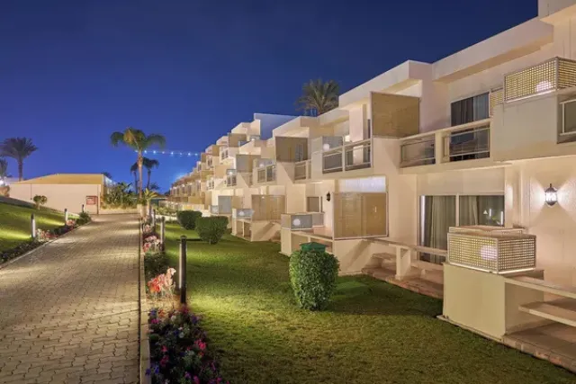 Pyramids Park Resort Cairo