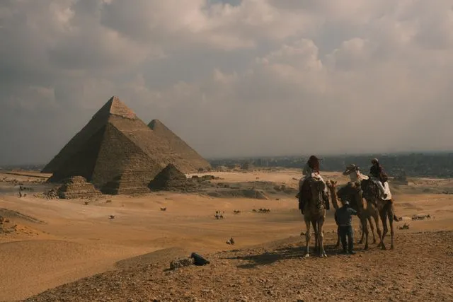 things to know about the Pyramids of Giza